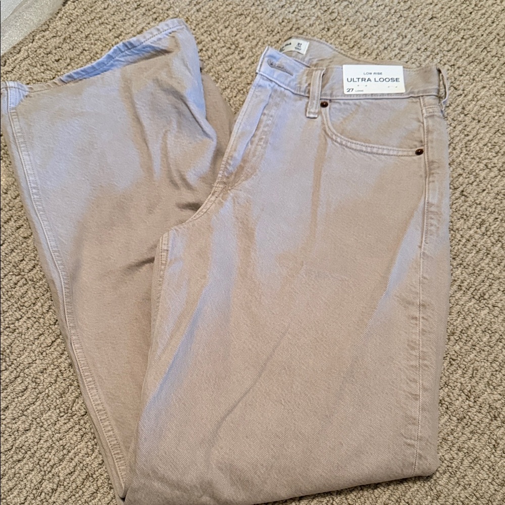 Abercrombie & Fitch Women's Jeans in Light Tan